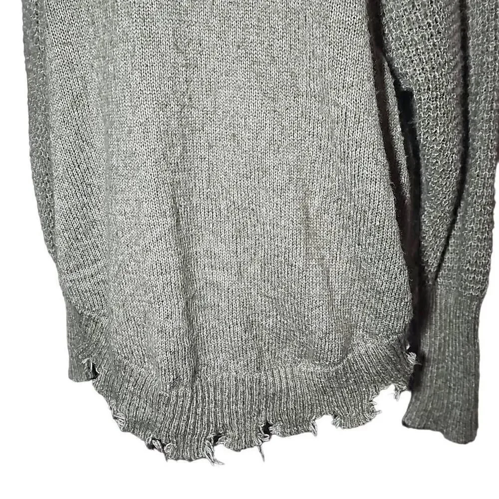 Rue 21 Sweater. Longsleeve. Fashion Design Distressed Hem.